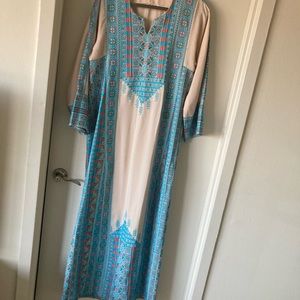 Falasteeni Palestinian thobe thoub. Computer.